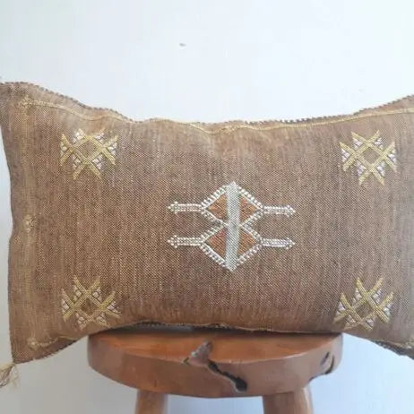 Handmade Sabra Silk Lumbar Cushion Cover - Cocoa